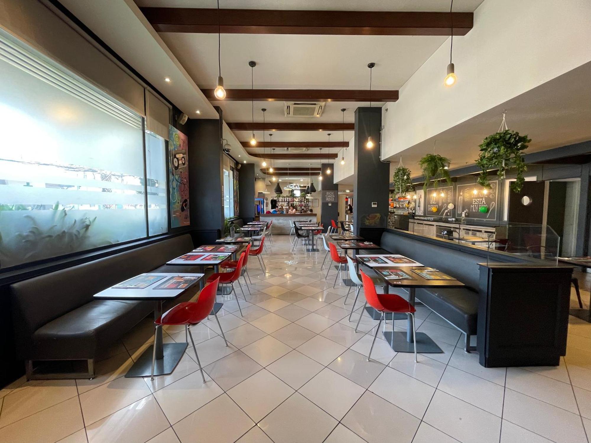 圣地亚哥中心宜必思酒店 外观 照片